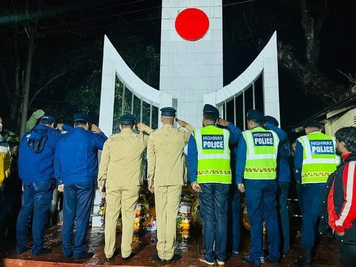 ২১শের প্রথম প্রহরে ওসমানীনগরে ভাষা শহীদদের প্রতি শ্রদ্ধা নিবেদন