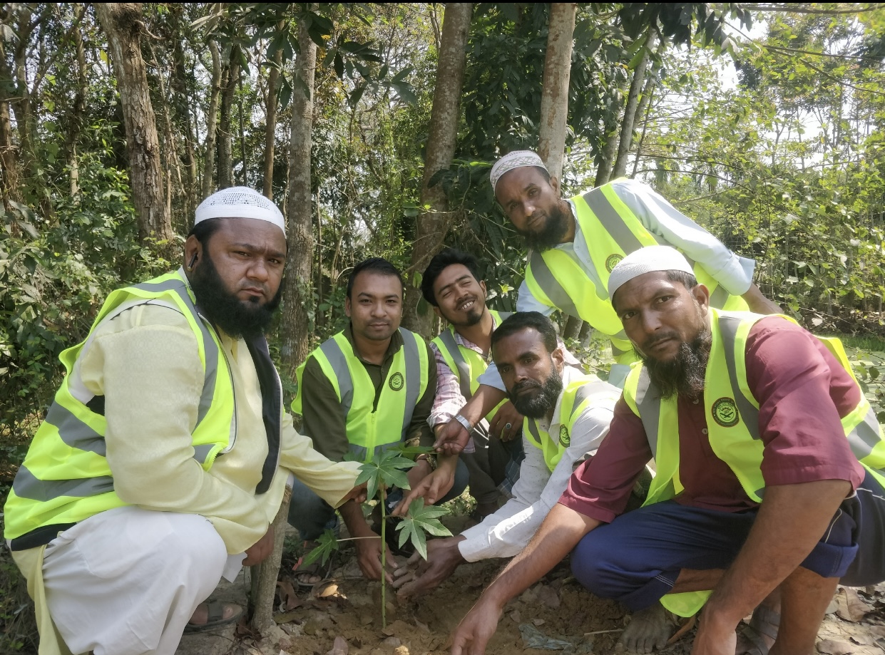 বালাগঞ্জে আল কাওছার ইসলামী যুব সমাজ’র বৃক্ষরোপণ