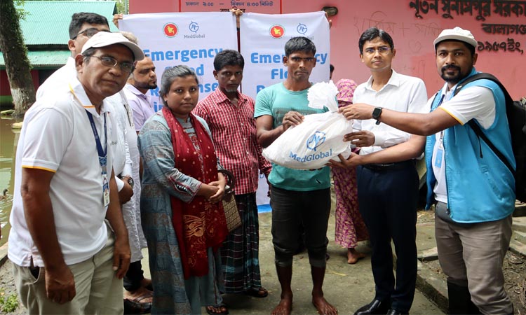 সিলেটের বন্যাদুর্গত মানুষের পাশে মেডগ্লোবাল